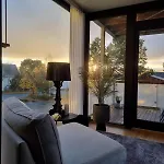 Modern In The Middle Of Center Appartement *